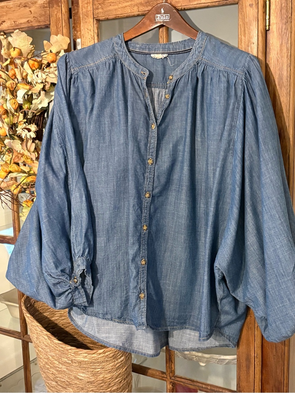 Pilcro Indigo Button-Front Peasant Blouse